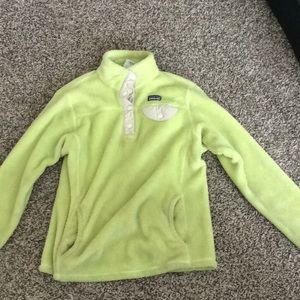 Patagonia Girls Green Sweatshirt